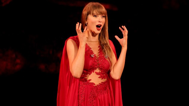 Taylor Swift reacts to AJ McLean grooving to mash-up of her song, Backstreet Boy hit