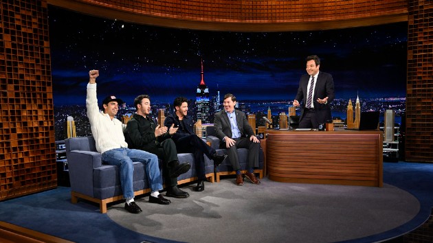 The Jonas Brothers meet Scott Kelly — and find out if he got the job