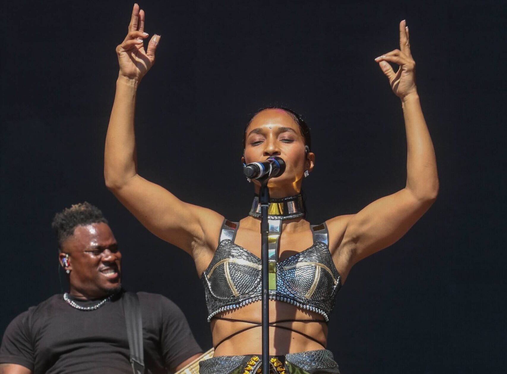 Happy Birthday to TLC’s Chilli