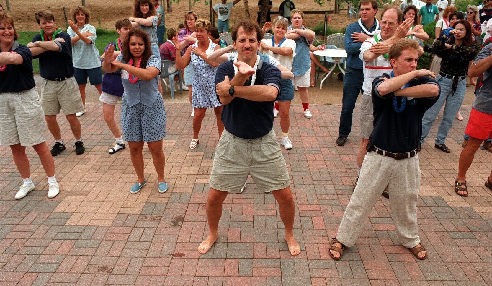 This Song Sparked A Huge Dance Craze 30 Years Ago