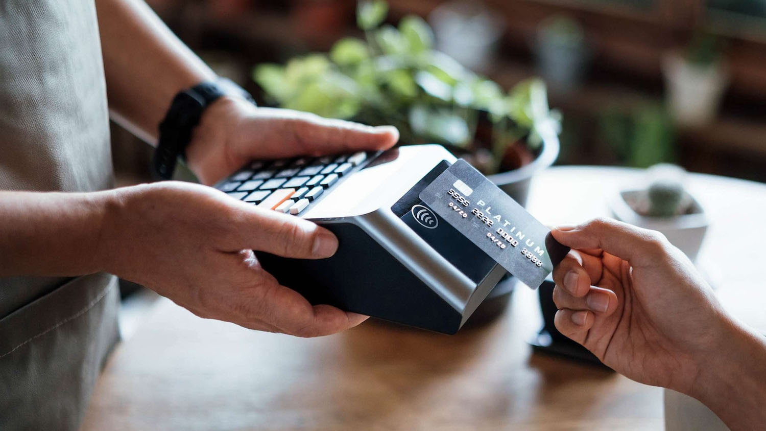 ‘Weight off my shoulders’: Credit card holders seek debt consolidation for lower interest rates