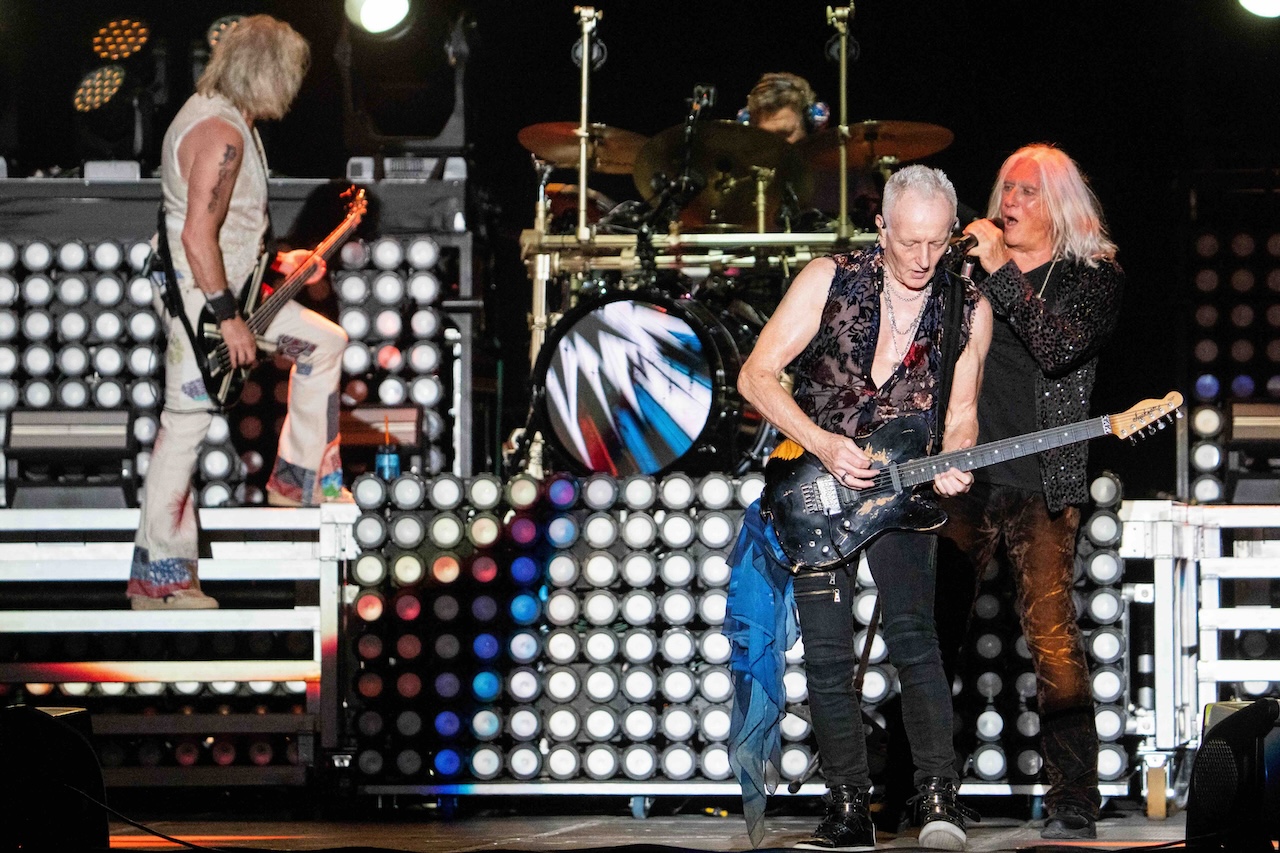 Def Leppard and Goo Goo Dolls Announce Tour